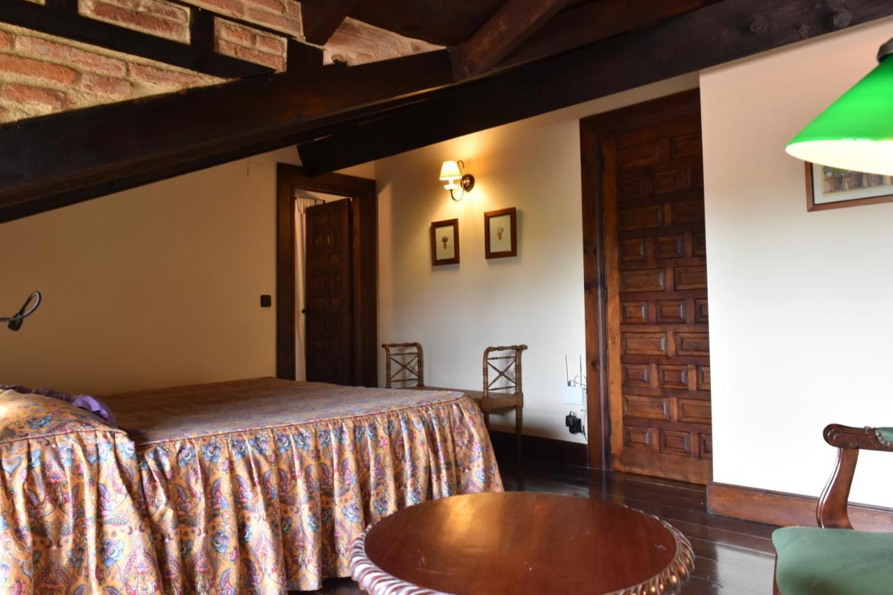 Posada Andariveles Reocin Exterior photo